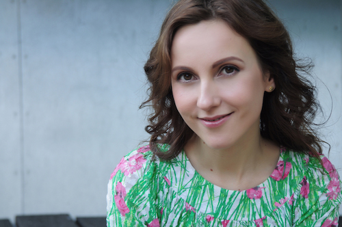 This is a photo of Aira Mahandru