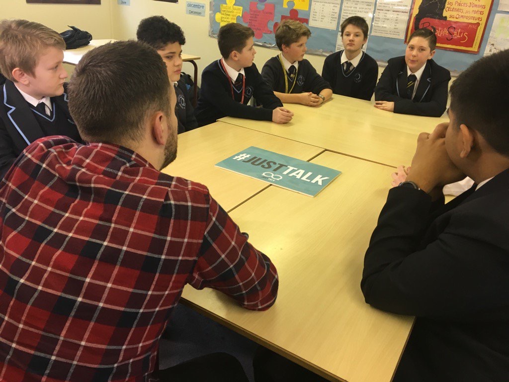 Jonny-Bennjamin-Chatting-with-a-group-of-boys