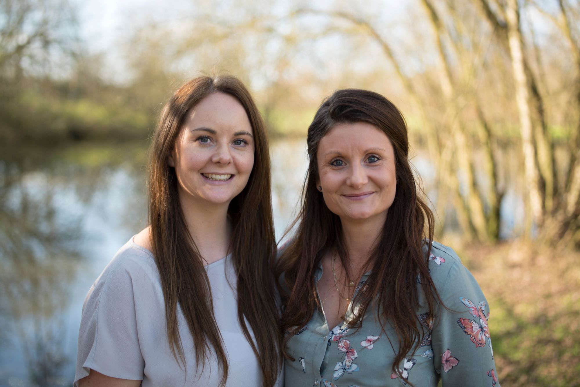 Sisters-Aimi-and-Emma