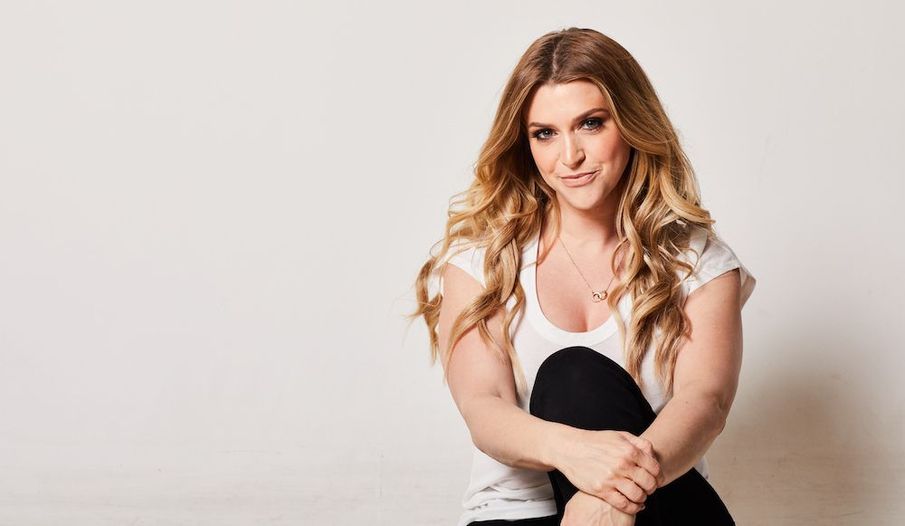 Anna Williamson Talks Love, Friendship and Life Lessons