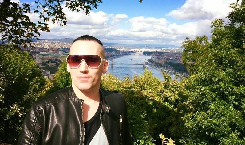 Functioning, Dysfunctionally: Sam's story