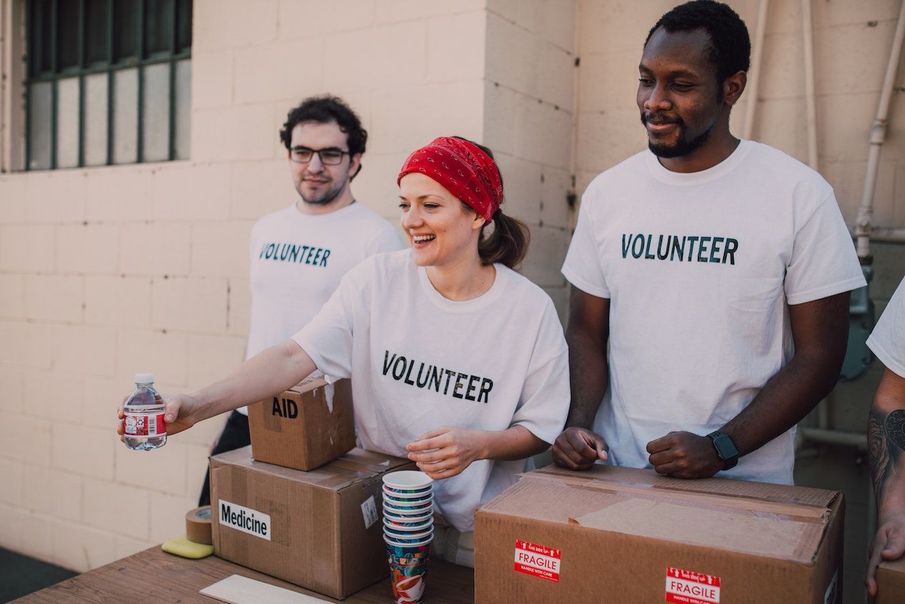 5 simple ways to support charities