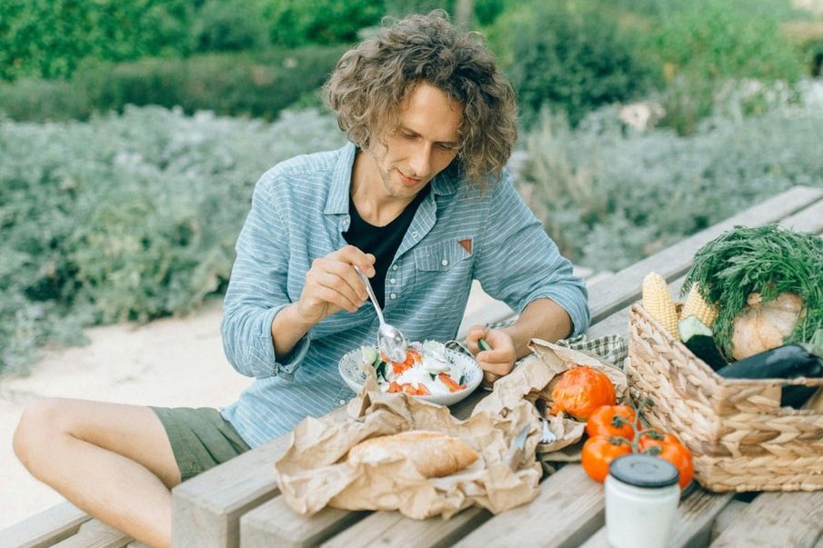 Discover ‘blue zones’ and their dietary power