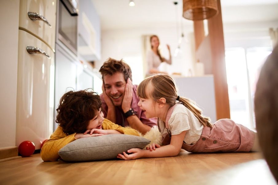 Is ‘giggle parenting’ the key to raising healthy, happy children?