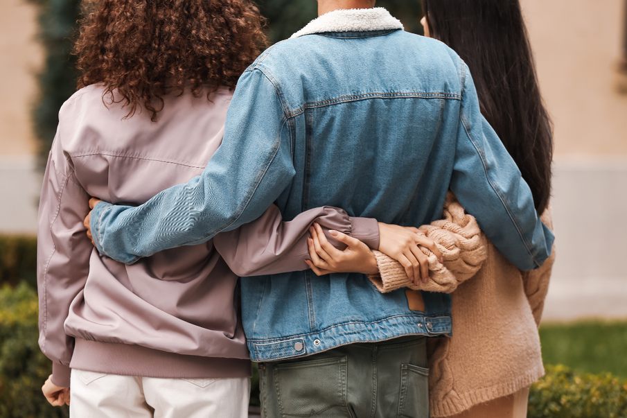 Monogamous relationships no more satisfying than non-monogamous ones, research finds