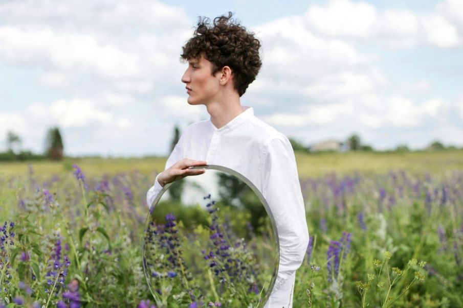 The evolution of emotional perfectionism