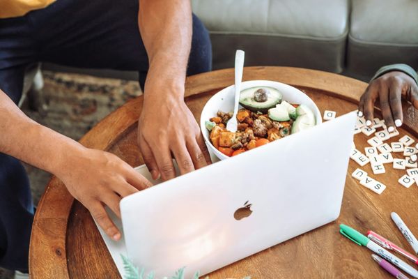 Brain foods that improve focus, with or without caffeine (you choose)