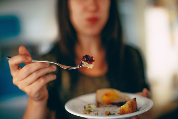 Can't stop eating? This gut signal controls appetite (& how to use it)