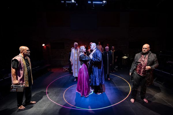 Barefoot Magic at Dalston: Mirka Zemanová reports on Zauberflöte
