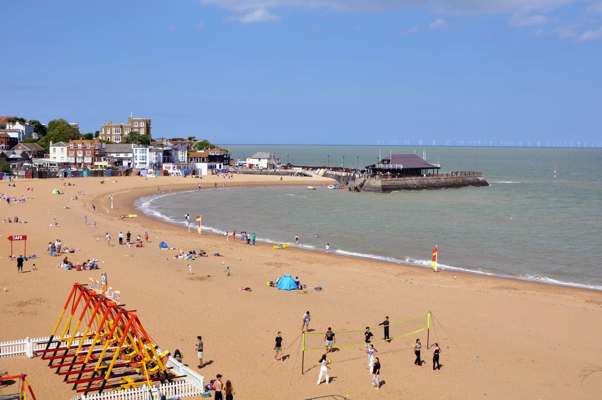Incoming: Cockles & Muscles, Legss, Broadstairs Dickens Festival Post feature image