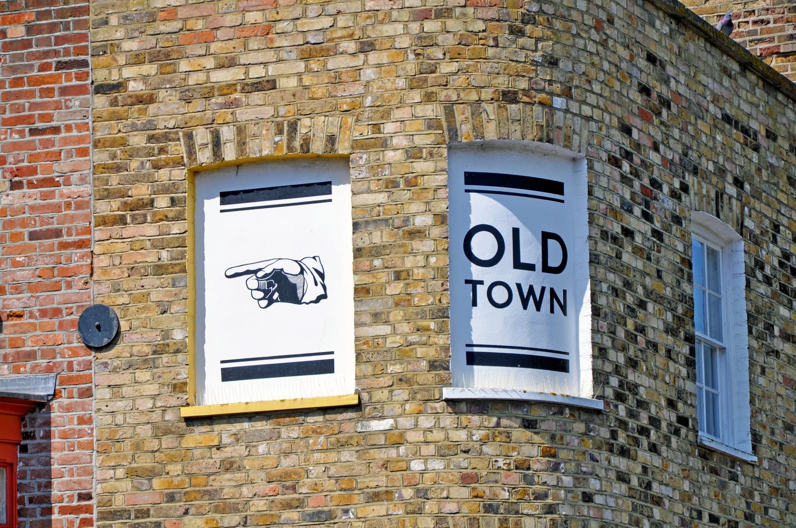 News Blast: Council to auction empty shops and more Post feature image