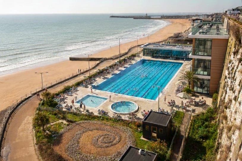 News Blast: Proposals to rebuild Ramsgate's Marina Bathing Pool get national exposure, and more Post feature image