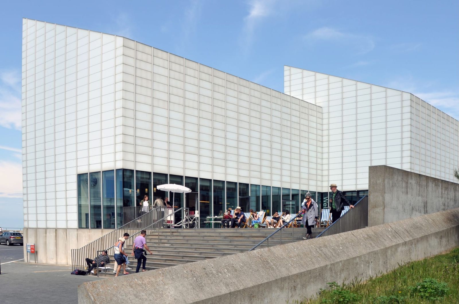 Incoming: Margate Bookie, Dolly Parton tribute, wine tour and more Post feature image