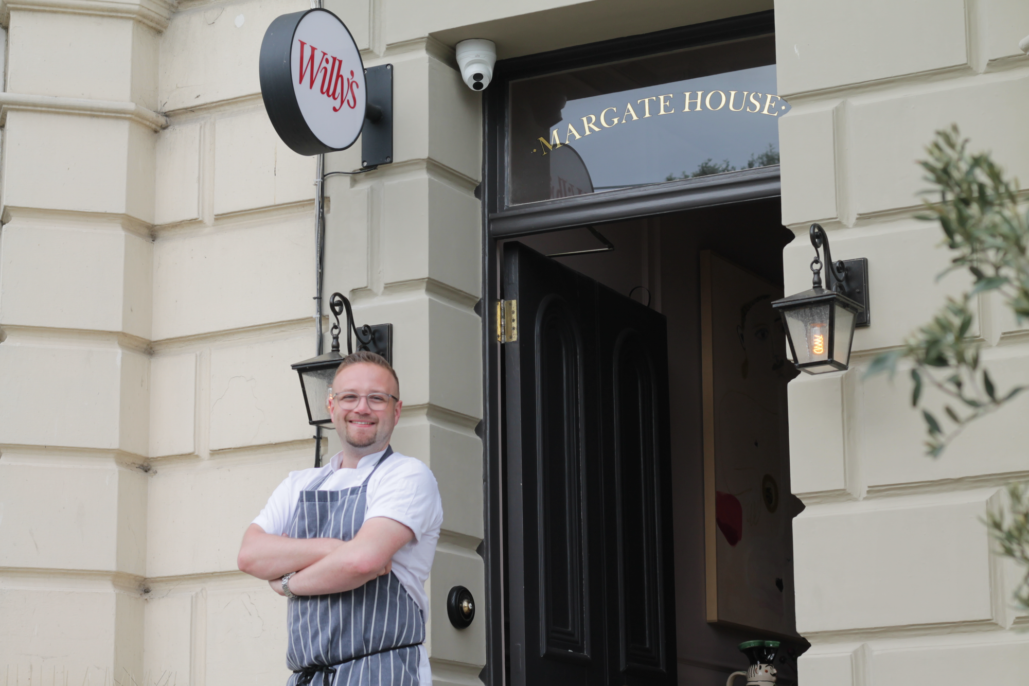 News Blast: New head chef for Willy's and more Post image
