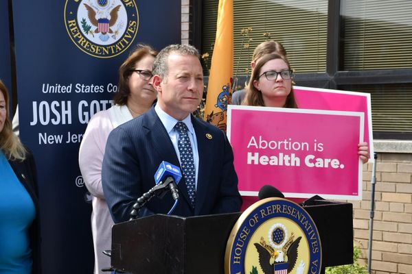 The Abortion Pill Is Legal Again — For Now. Here's What's Actually Happening.