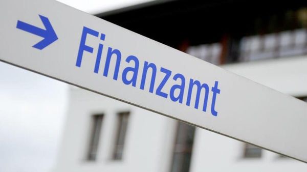 Finanzamt, recuperare taxe, depunere declarație fiscală