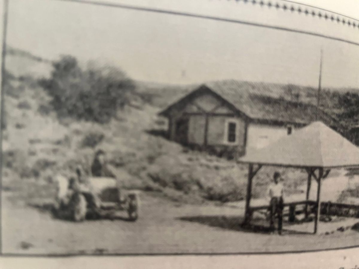 La Mesa Scout image of the Bottling Works and Fountain at La Mesa Springs