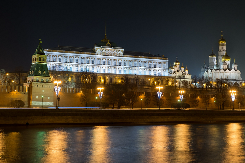 The Empire That Held Its Breath: How Perestroika Became Betrayal