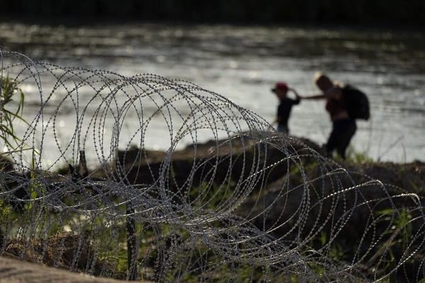 Texas and fascist governors are defying the federal government