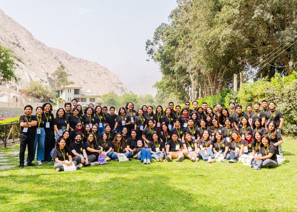 El Estado te emplea. No te forma.