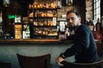 Lokale betweter nu ook in de politiek