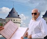 Brugs historicus schrijft definitieve geschiedenisboek over de stad Kortrijk op één A4'tje