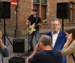Nieuwe regels straatmuzikanten: "geluidsversterking verplicht"