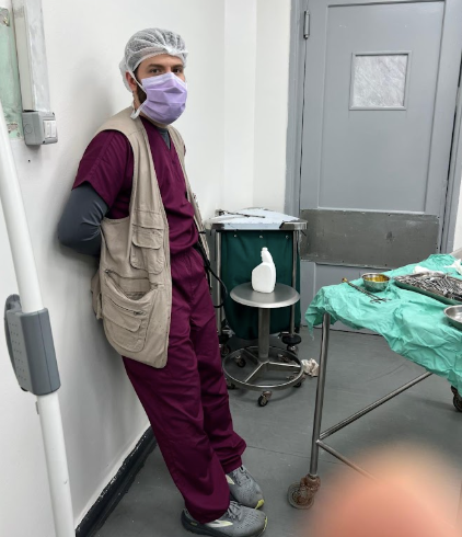 Doctor Raised in EL Travels to Gaza Strip to Care for War Victims