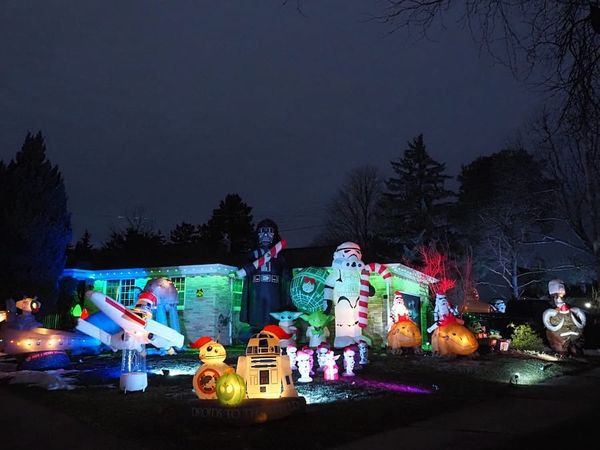 The Votes Are In! See the Winners of ELi's Second Annual Holiday Lights Contest