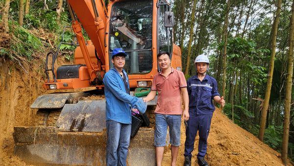 Sửa chữa máy xúc đời cao không còn là mối lo ngại