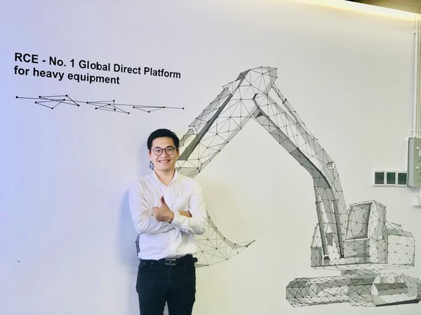 Trò chuyện cùng Louis - Chuyên viên kinh doanh nhiều năm kinh nghiệm: Làm sao để thành công trong lĩnh vực máy công trình?