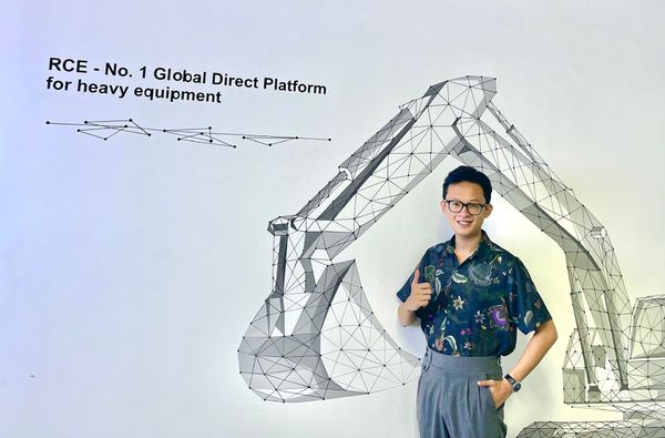 Interns of RCE: Hoàng Anh - mình trở thành một người có mục tiêu, có kỷ luật hơn