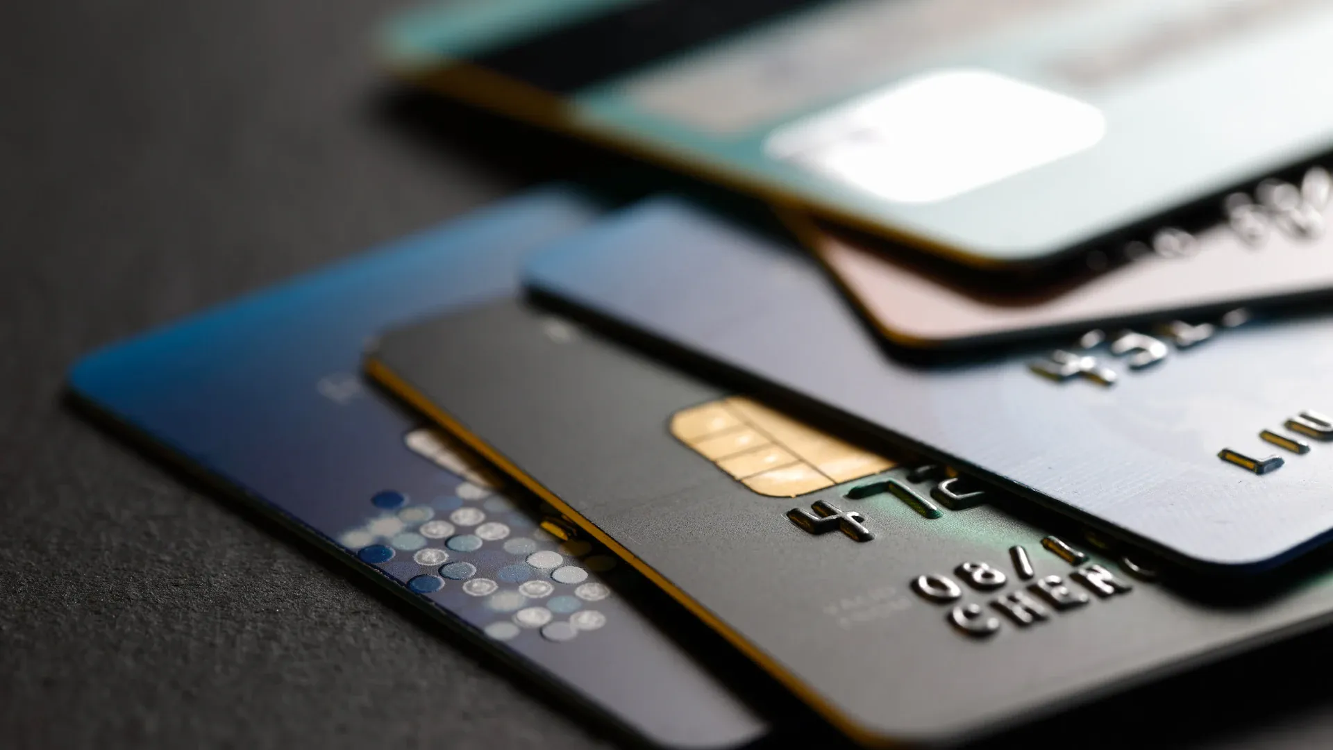 Una serie di carte di credito per i pagamenti digitali
