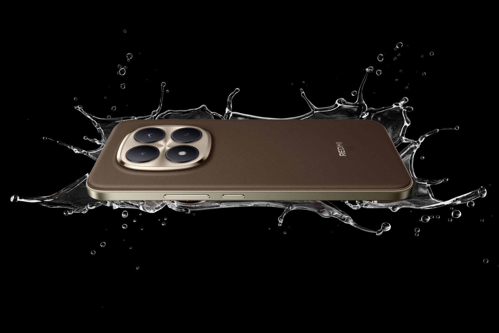 REDMI Note 15 Pro+ 5G e Note 15 Pro 5G soddisfano gli standard IP66, IP68, IP69 e IP69K e sono certificati per resistere all'immersione a profondità fino a 2 metri per 24 ore