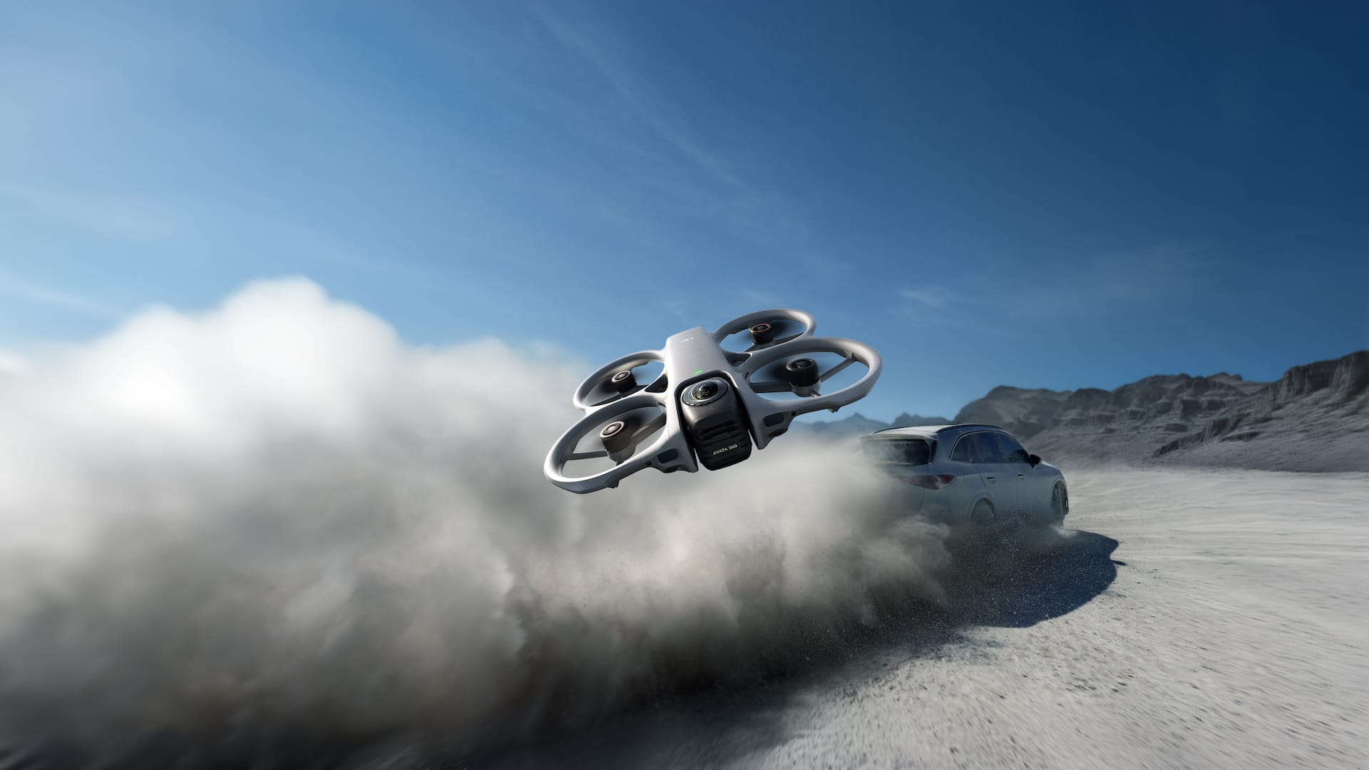 Grazie a DJI RC Motion 3, anche i principianti potranno eseguire acrobazie aeree come il drifting