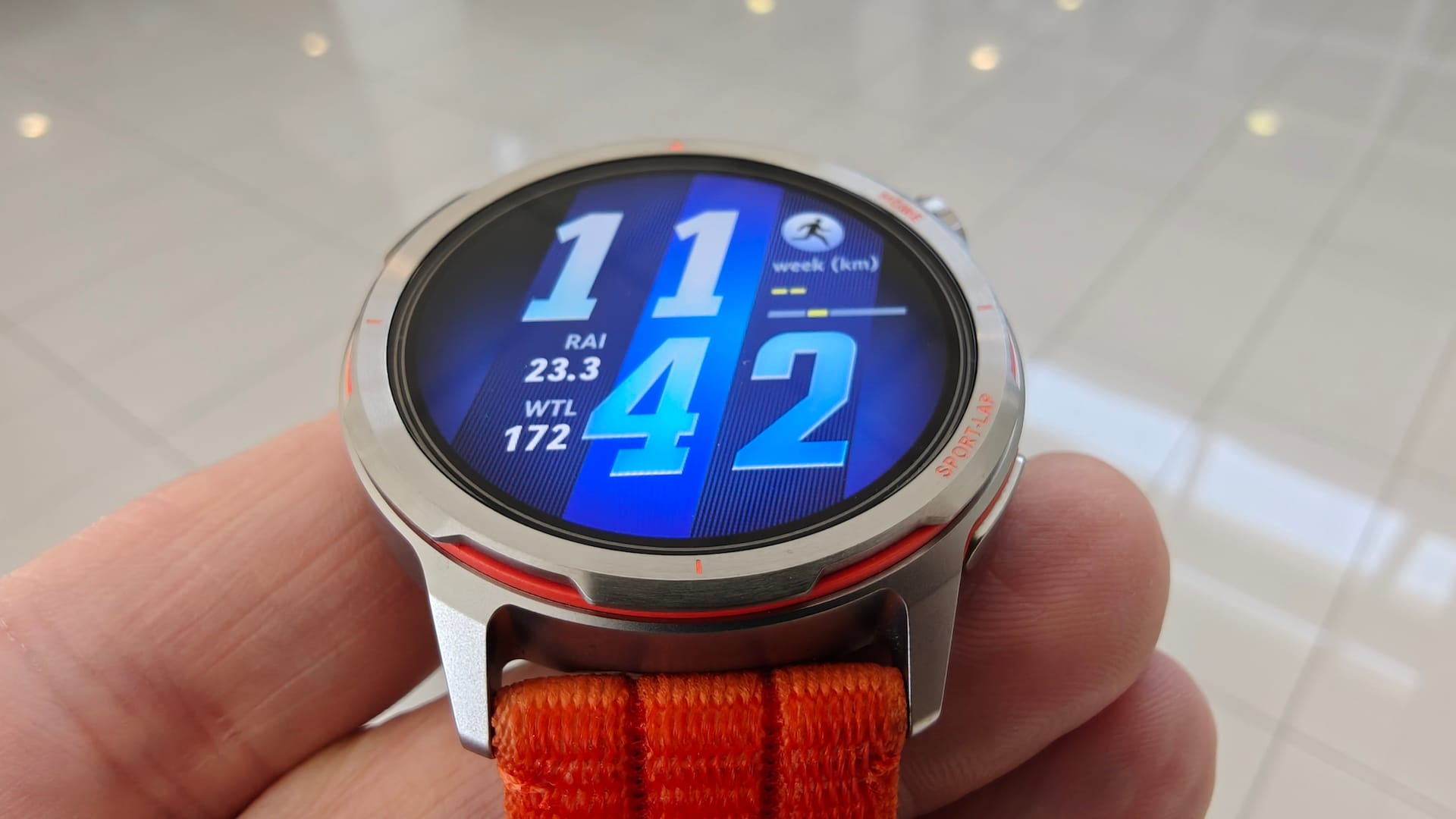 Il Watch GT Runner 2 ha un quadrante da 46 mm
