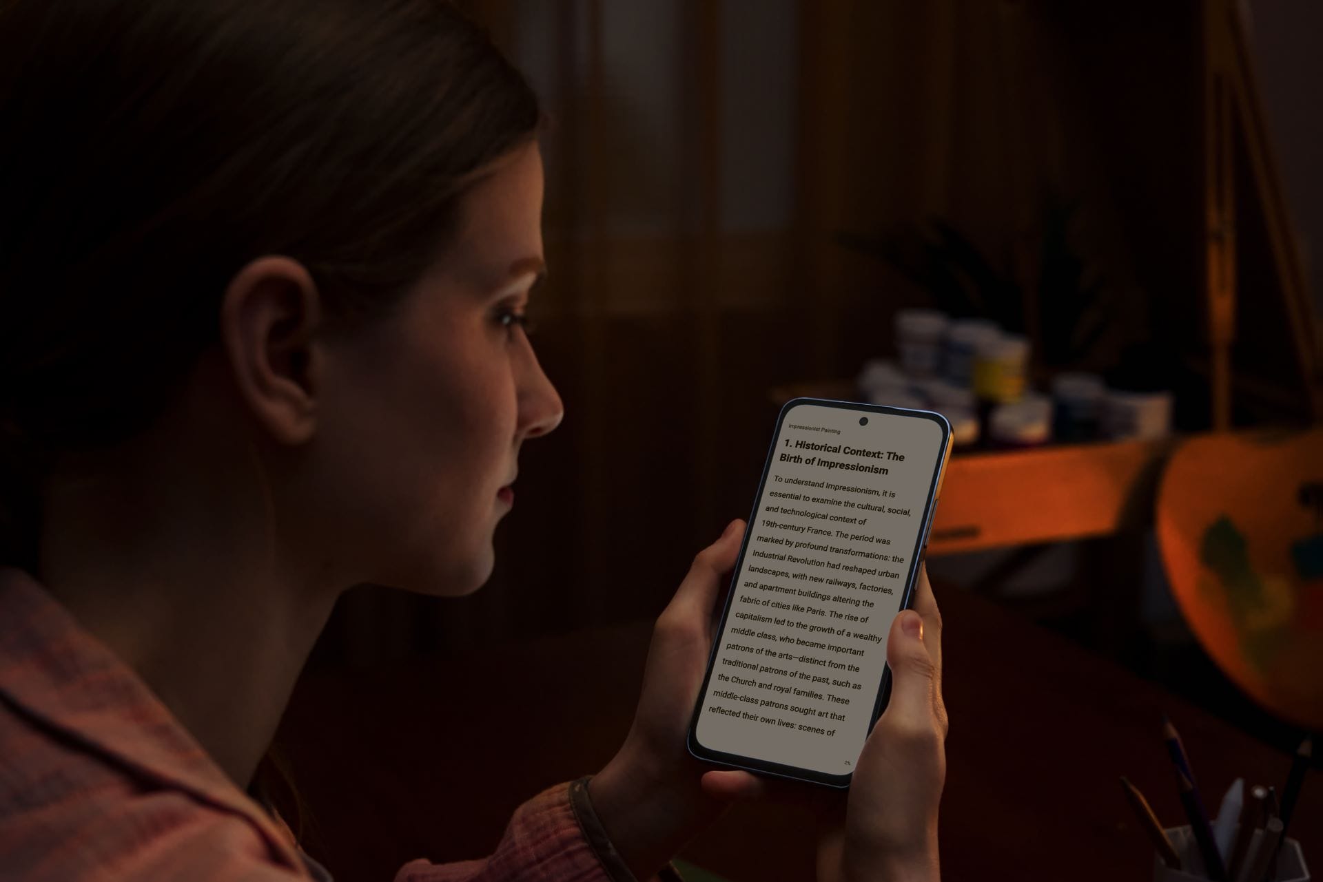 Lo schermo può raggiungere una luminosità minima di 1 nit, favorendo una lettura serale più delicata e in sintonia con i ritmi naturali del riposo