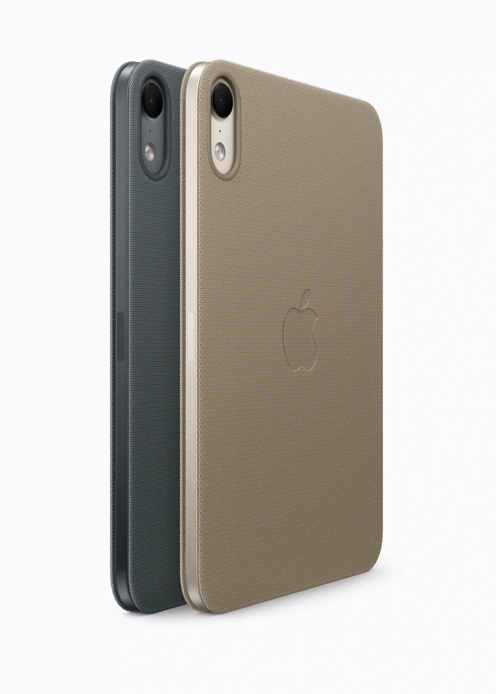 Realizzata in tessuto TechWoven nei colori blu marino e talpa, la nuova Smart Folio per iPad mini ha un’architettura a due pannelli che la rende sottile e leggera