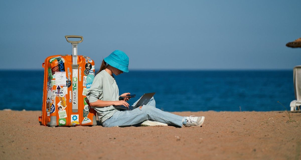 Il sole d’agosto: come salvare il nostro smartphone dal surriscaldamento