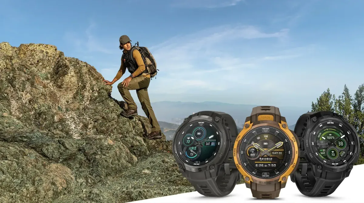 Garmin Instinct Crossover AMOLED, la luminosità dello schermo combinata al fascino delle lancette analogiche