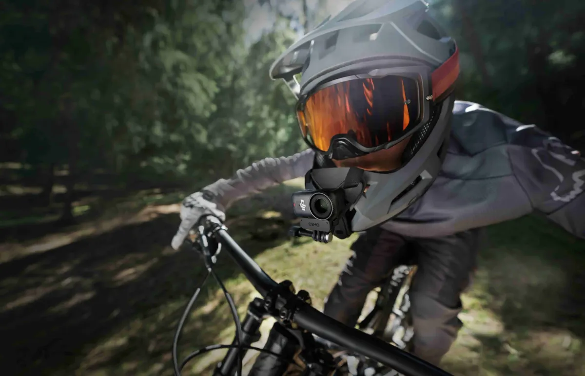 Osmo Nano, la nuova fotocamera indossabile ultraleggera di Dji