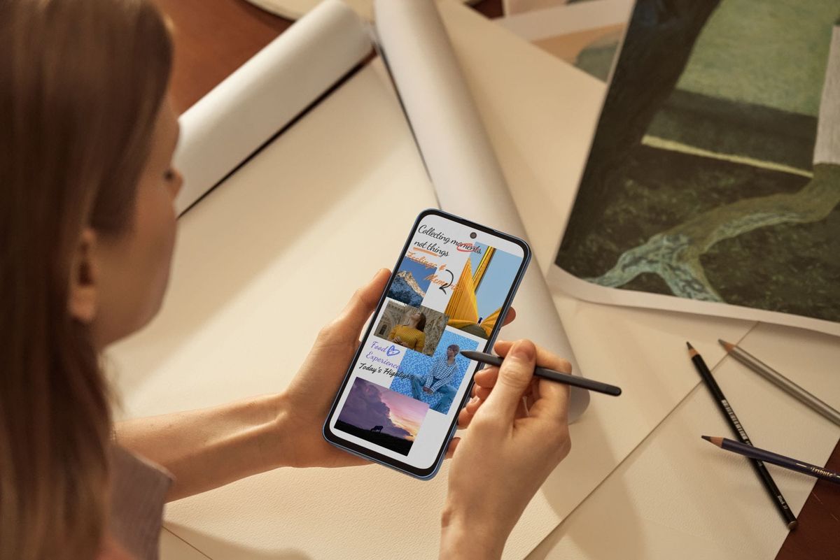 TCL NXTPAPER 70 Pro presentato al MWC 2026 con display antiriflesso per il benessere visivo