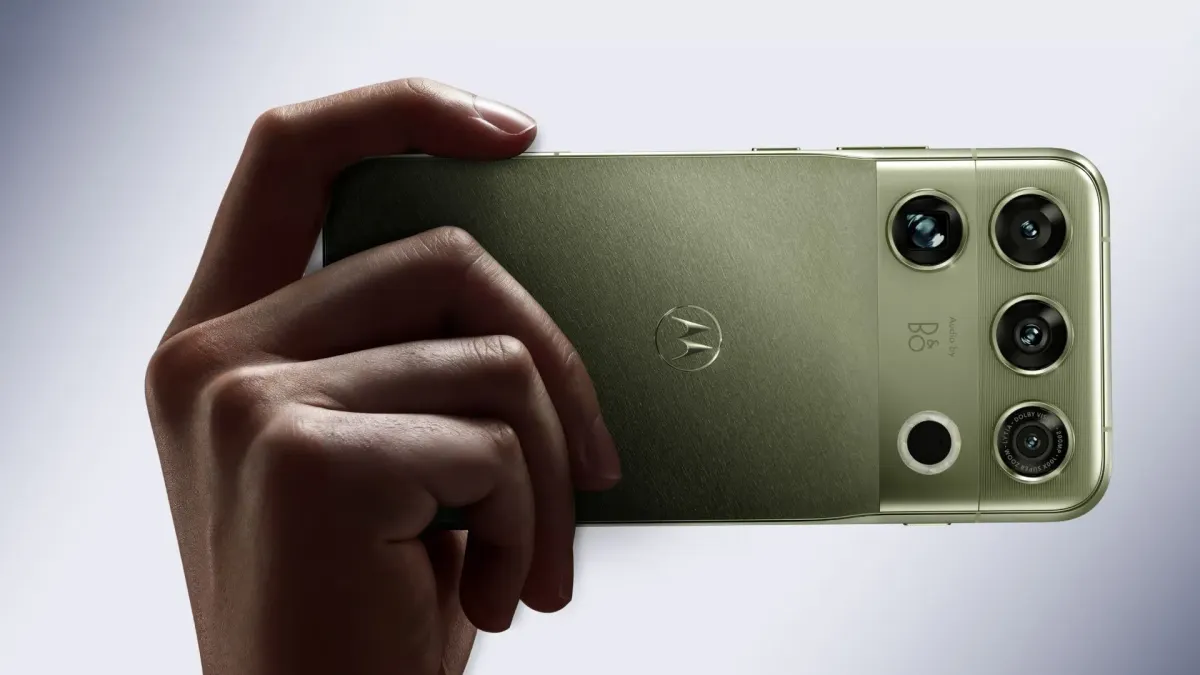 Motorola Signature 27 debutta allo Snapdragon Summit