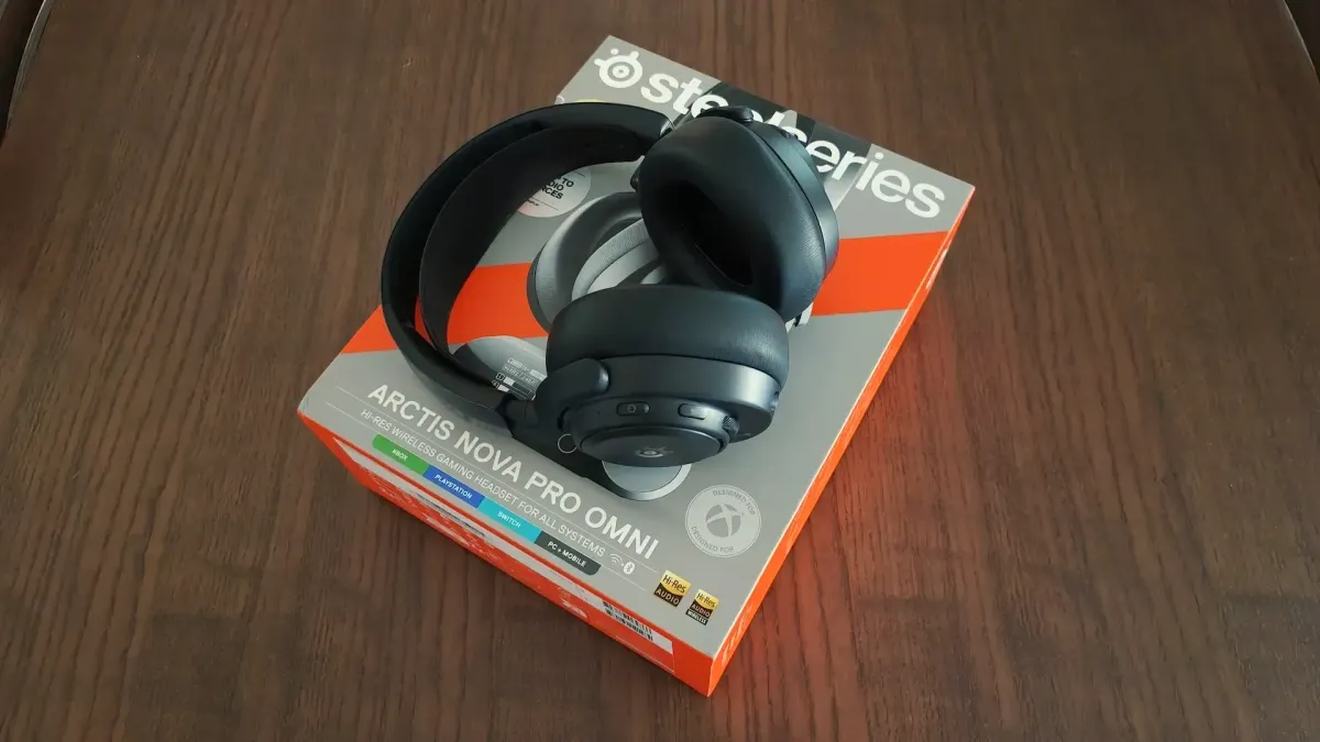 Le SteelSeries Arctis Nova Pro Omni