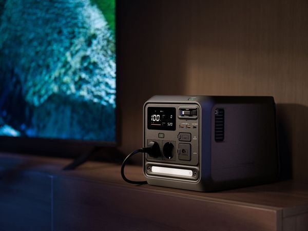 DJI Power 1000 Mini, la nuova power station portatile compatta pensata per offrire energia ovunque con alte prestazioni e design ridotto