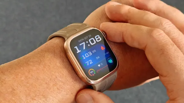 Huawei Watch D3 al polso