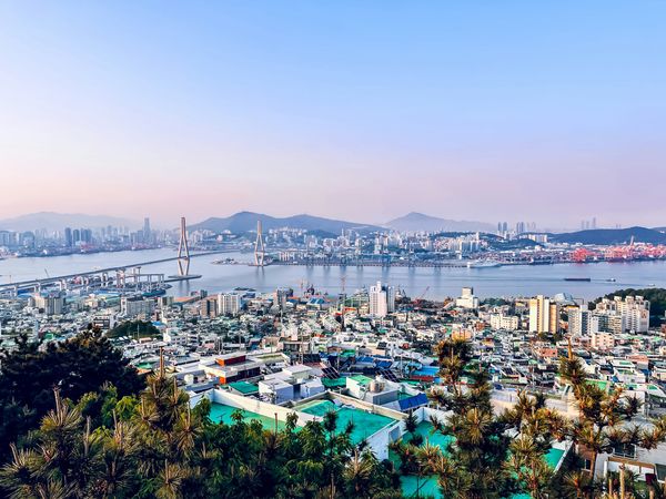 부산은 다음 세대에게 무엇을 넘기는가