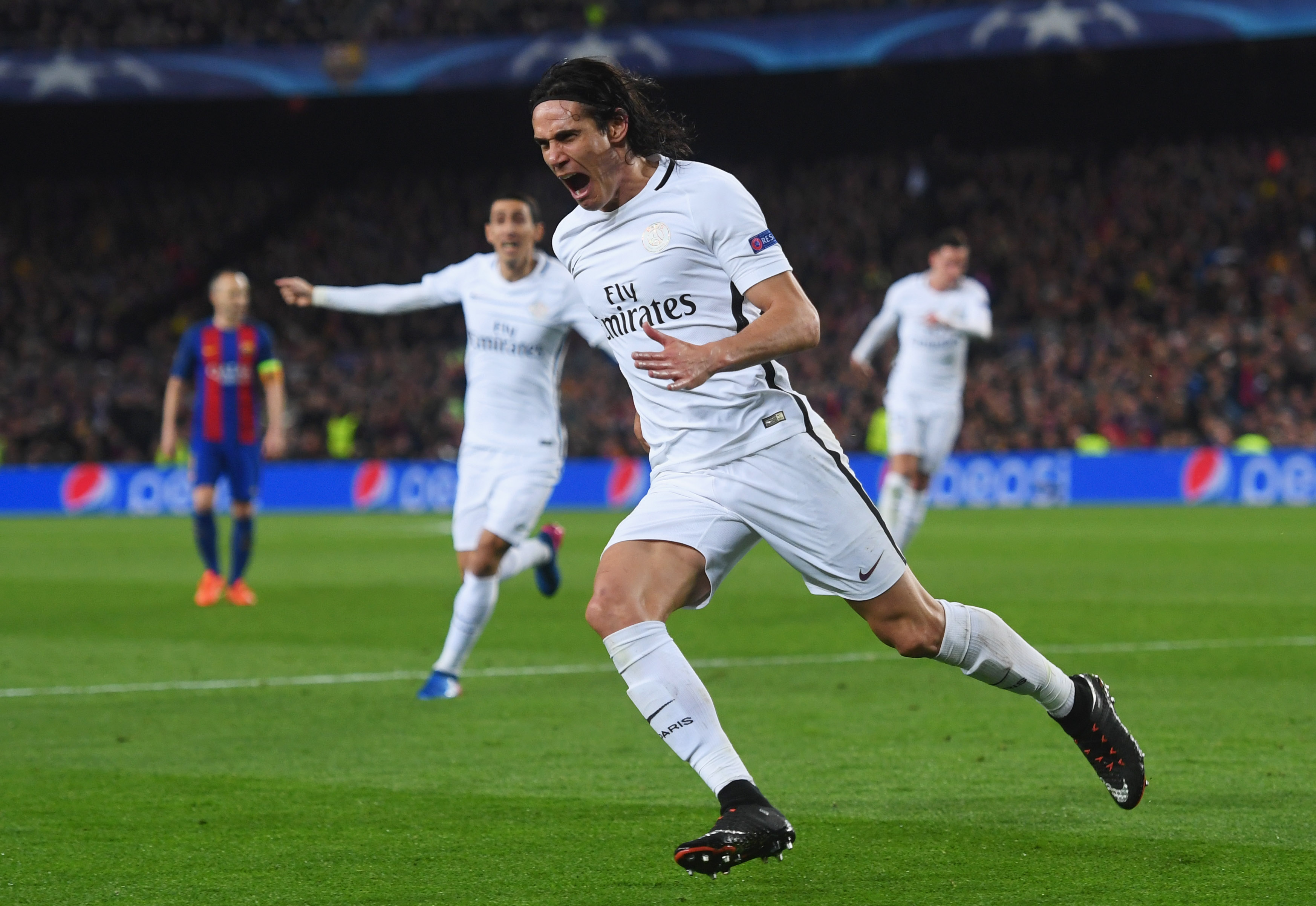 カバーニのアウェーゴール