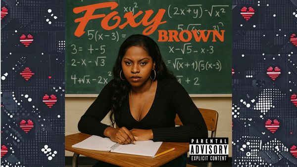 Photo of Foxy Brown performing during the 1990s hip-hop golden era