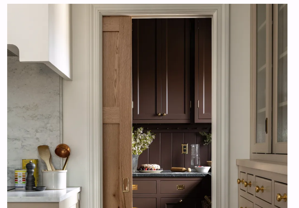 Managing bold colors